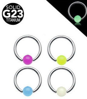 1.2mm BCR Ring av Titan som Lyser i Mörkret