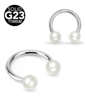 1.6mm Hästskobarbell Titan Pärla