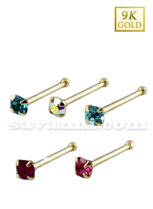 Kultainen nenäkoru värikäs kivi