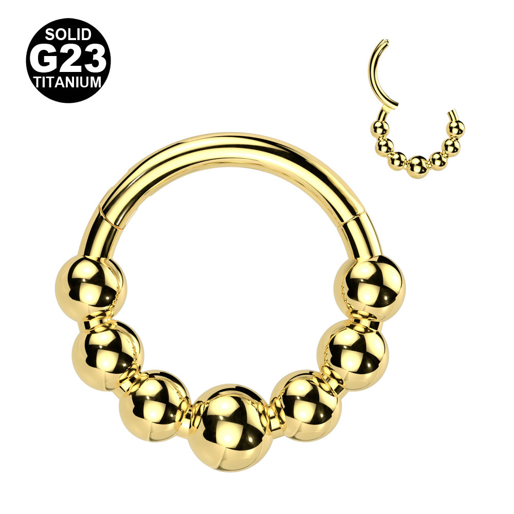 Titaani Clicker-rengas Pallot