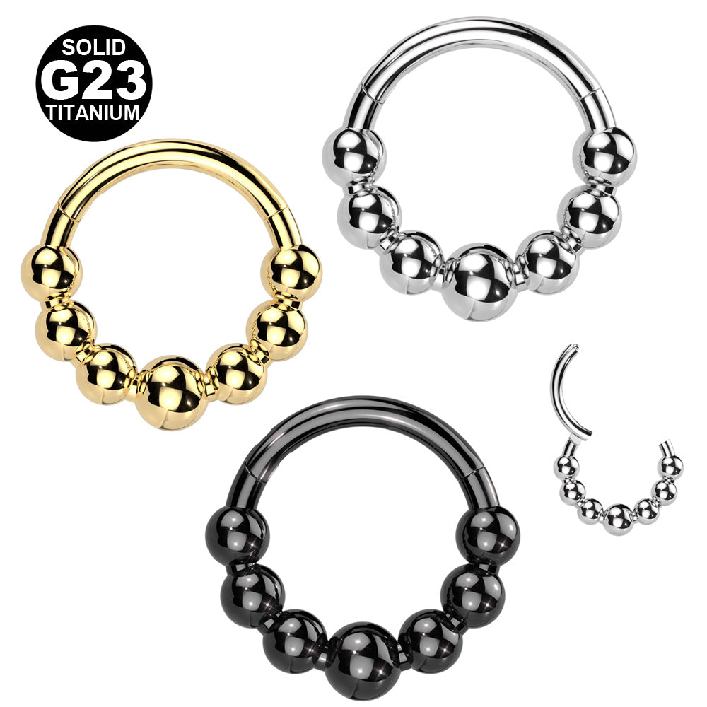 Titaaninen clicker pallot